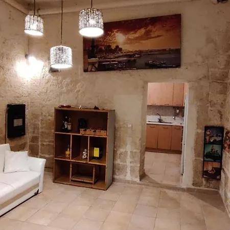 Sottoilcielo Apartment *