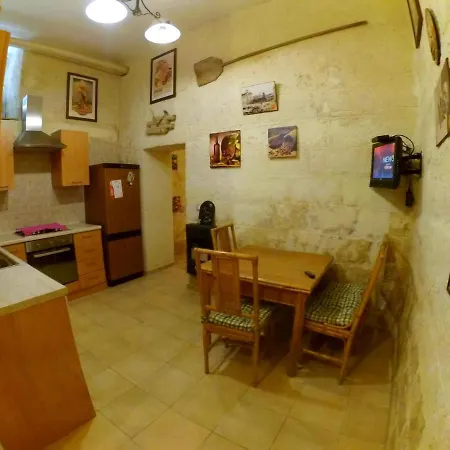 Sottoilcielo Apartment *